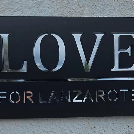 For Lanzarote Holidays House * פלאיה בלנקה